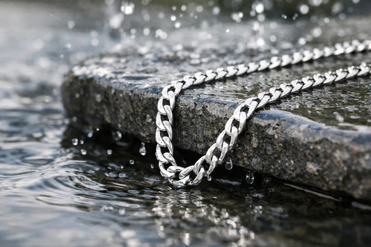 Can Sterling Silver Chains Get Wet?